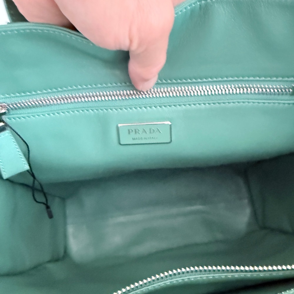 Prada 1BC459 Crinkled Leather Tote Bag Teal Green Shopper Triangle Logo - Picture 8 of 16